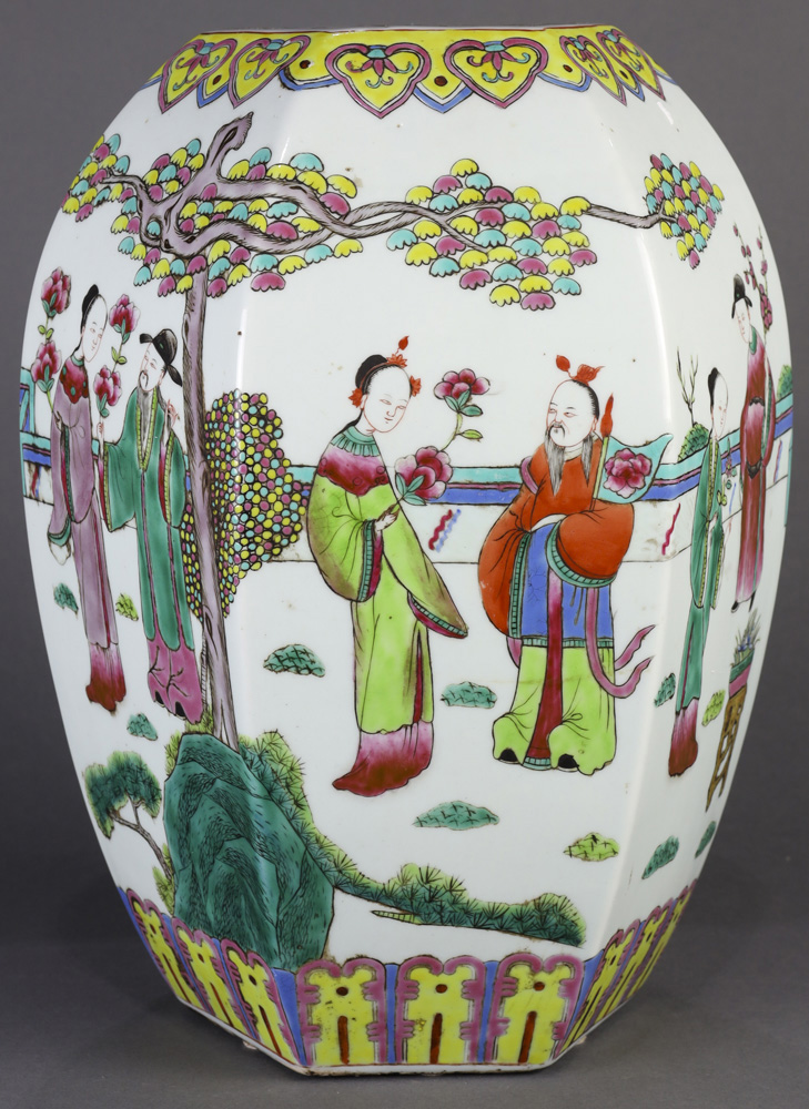 A chinese Hexagonal Famille Rose Porcelain Vase - Image 2 of 14