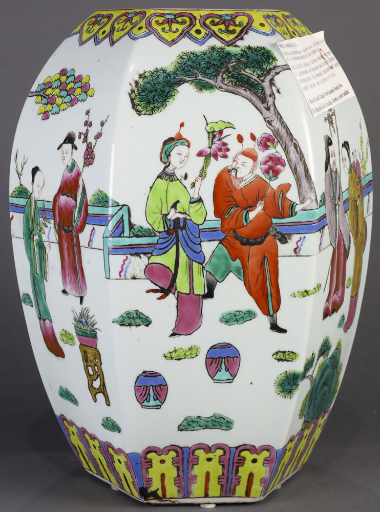 A chinese Hexagonal Famille Rose Porcelain Vase - Image 5 of 14