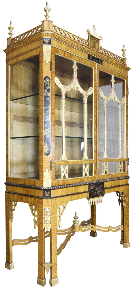 A Chinoiserie partial gilt vitrine - Image 3 of 7