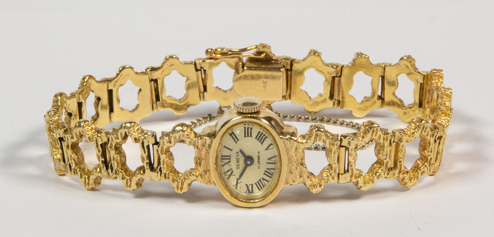 Lady's 14k yellow gold wristwatch - Image 2 of 4