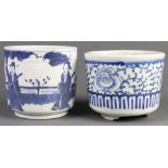 (lot of 2) Two Blue and White Porcelain Pots