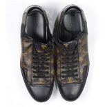 A pair of Louis Vuitton style mens' shoes size 10-11