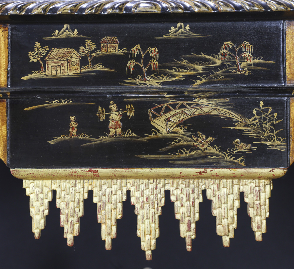 A Chinoiserie partial gilt vitrine - Image 6 of 7