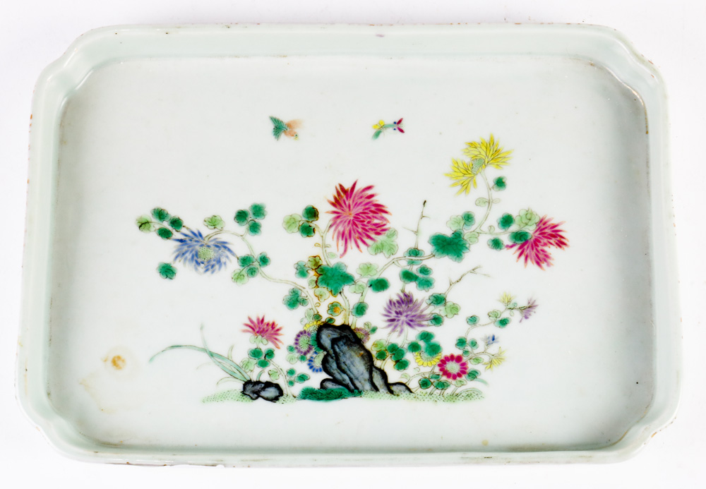 A Chinese Famille-rose Tea Tray - Image 2 of 5