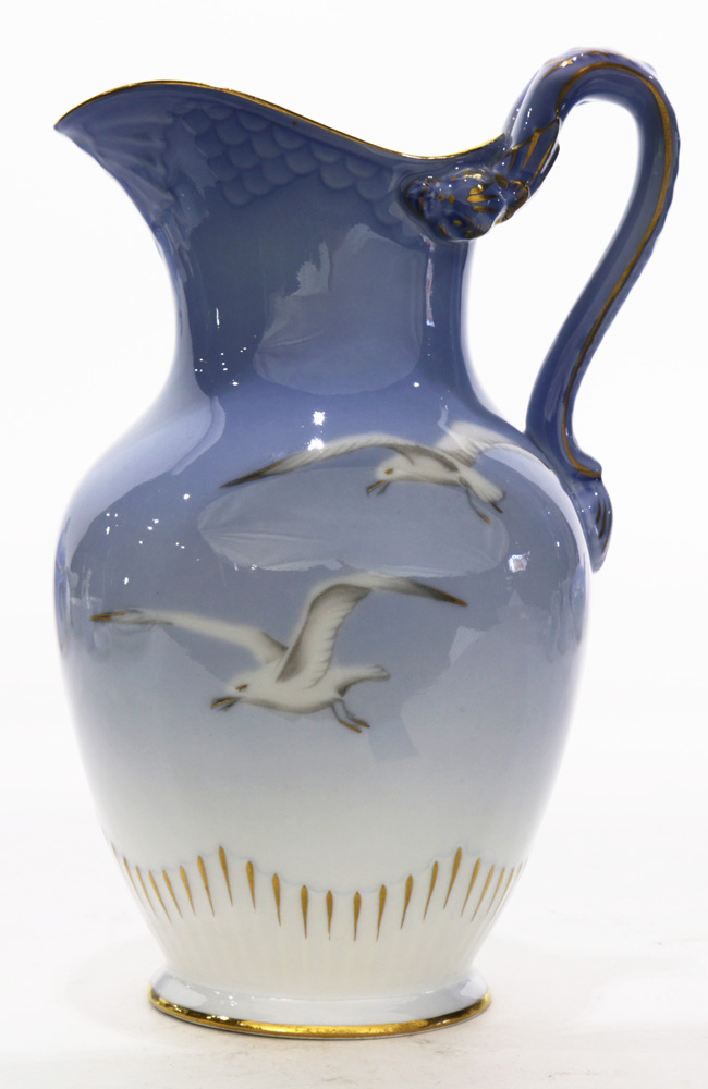 A large Bing and Grondahl (B&G) porcelain Seagull table service - Image 8 of 28