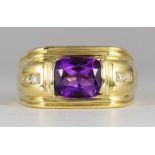 Amethyst, diamond, 18k yellow gold ring