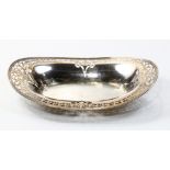 Alvin sterling bread tray, the shallow bowl with a wide reticulated leafy vine rim border #5441 13"