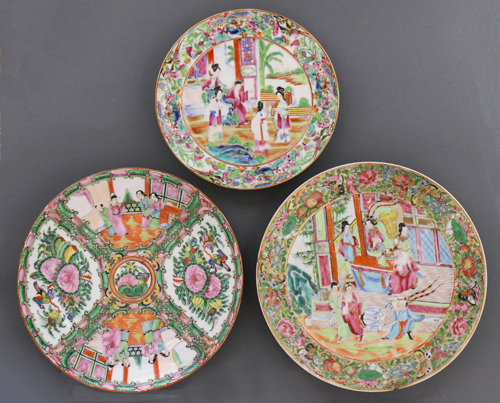 (Lot of 3) Three Chinese famille-rose dishes, the largest one size: 10"dia