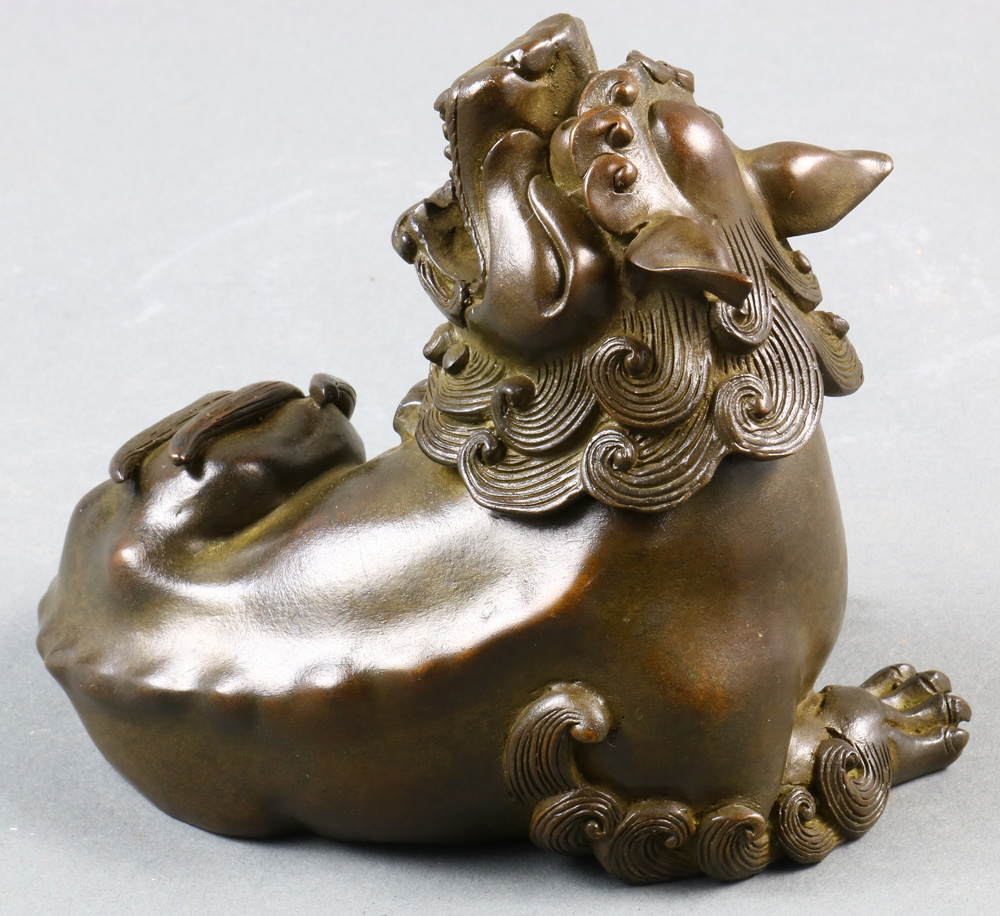 A Chinese Bronze incense burner of recumbent foo lion, size: 4.25"h - Image 2 of 5