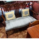 English Chippendale style settee, 35.5"h x 45"w x 20"d