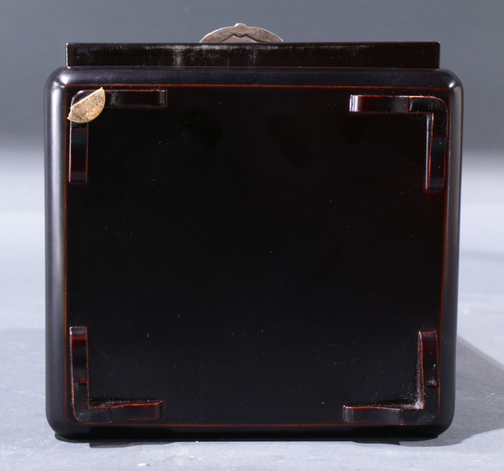 (lot of 2) Japanese Portable Lacquer Chest, Okimono of Jurojin - Image 5 of 13