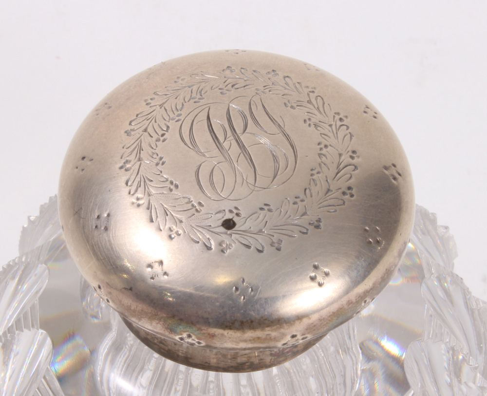 A crystal inkwell with sterling lid, 3 - Image 2 of 2