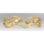 Diamond and 14k yellow gold bracelet