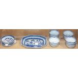 (Lot of 18) A group of Chinese blue and white dish Wares