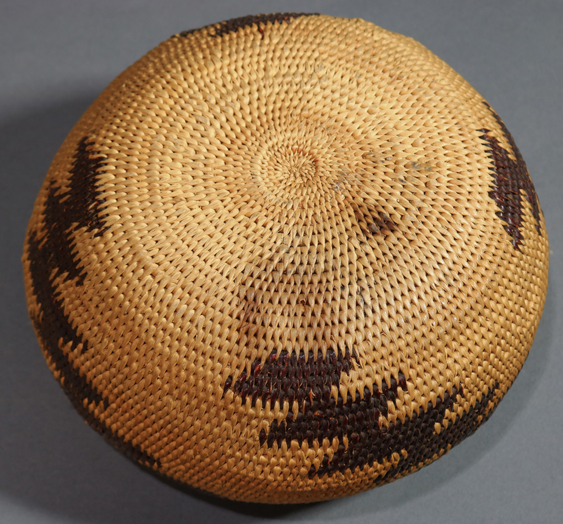 A Pomo Native American Indian single rod coiled basket, Northern California, having a slightly - Image 4 of 4