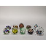 (lot of 10) Paperweight group, in different sizes and by various makers including (2) examples by