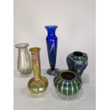 (lot of 5) Lundberg Studios group, one having a tapered form in blue with pulled feather accents,