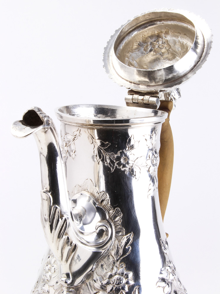 A George III sterling coffee pot - Image 9 of 12