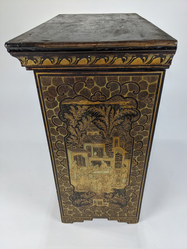 A Chinese lacquered wood dresser cabinet - Image 6 of 12