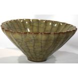 Chinese Ge-Type Chrysanthemum Bowl