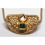 Emerald, 14k yellow gold pendant-necklace