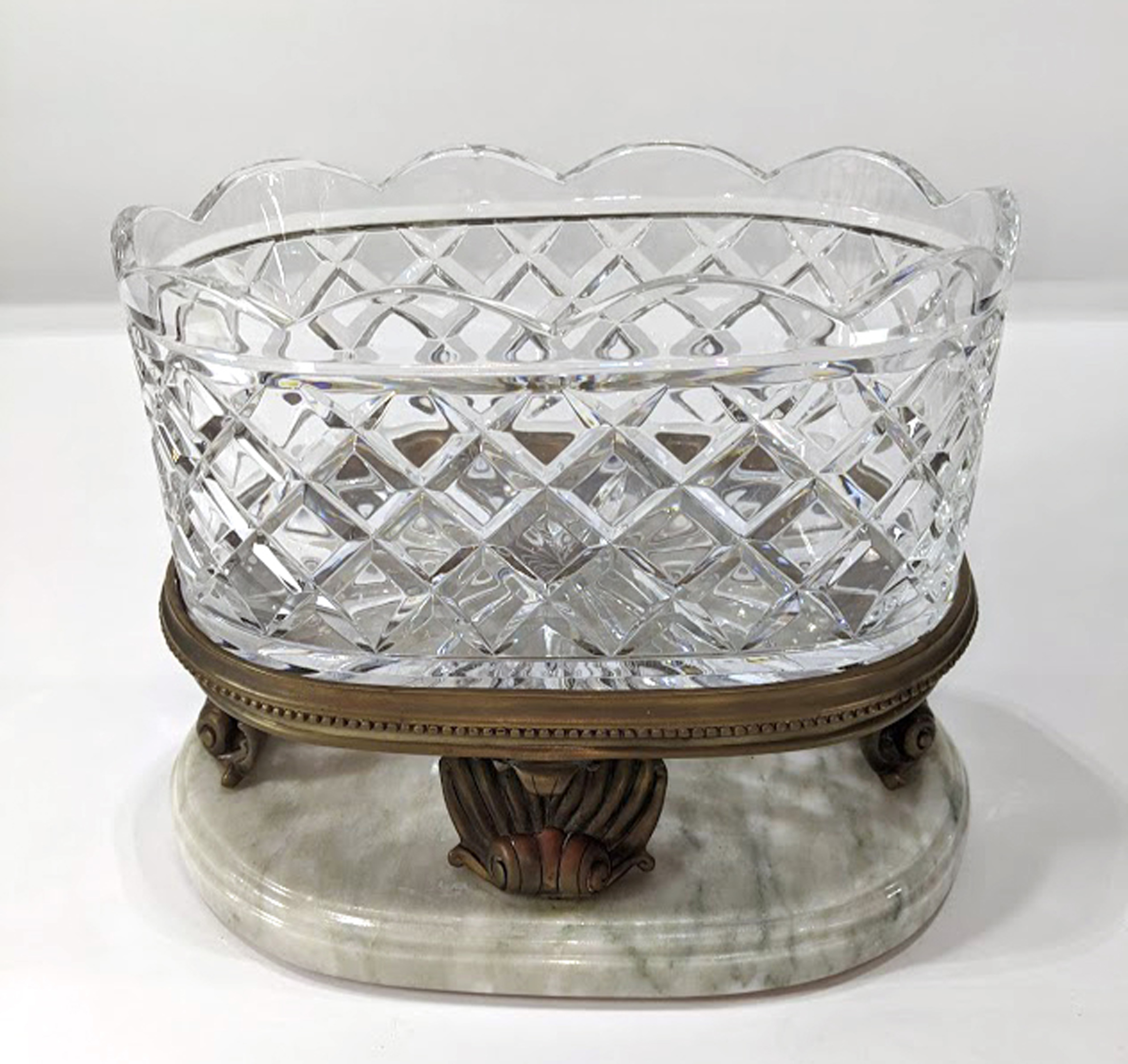 A continental crystal centerpiece