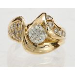 Diamond, 14k yellow gold ring