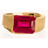 Synthetic ruby, 14k yellow gold ring