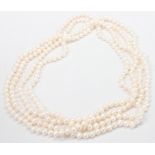 Cultured pearl necklace