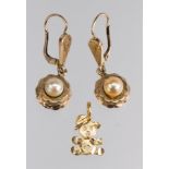 (Lot of 2) cultured pearl, yellow gold jewelry