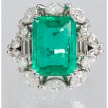 Emerald, diamond, 18k white gold ring