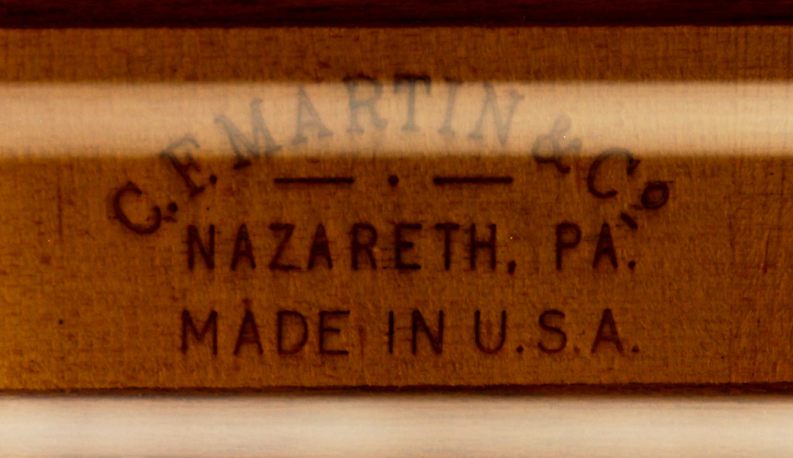 A Martin 2001 D17 guitar - Image 8 of 8