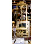 American Aesthetic giltwood easel