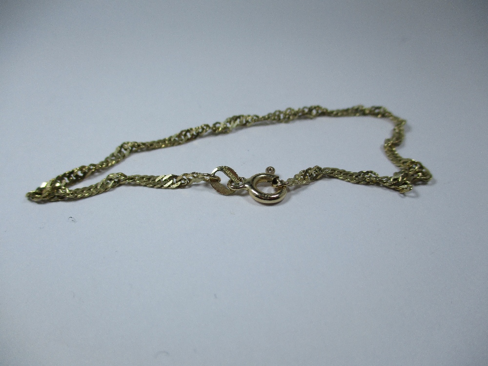 A quantity of 9ct gold items, approx 8.1g - Image 5 of 6