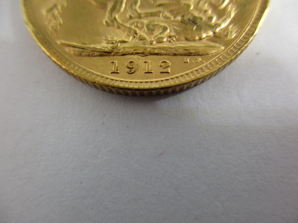 A 1912 George V gold full sovereign - Image 4 of 7