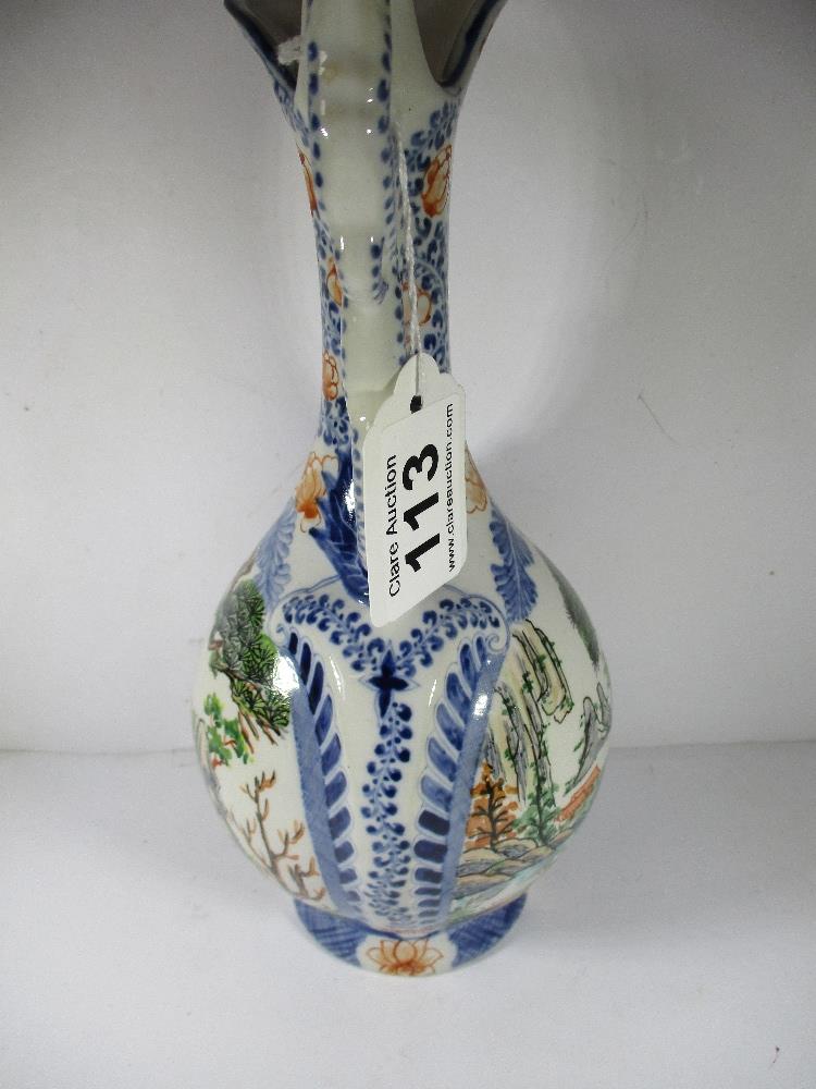 A Japanese hand-painted polychrome decorated sake jug - Image 8 of 10