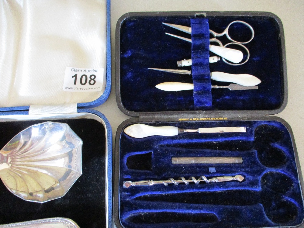 A quantity of interesting miscellanea to include a part Asprey manicure set - Image 6 of 6