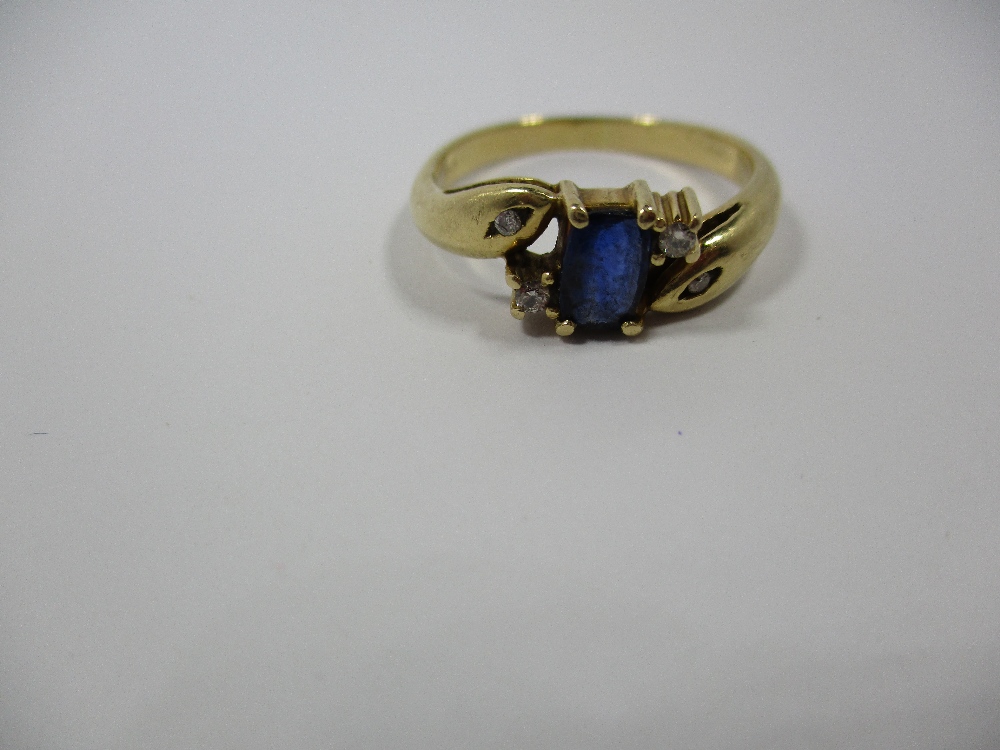 An 18ct yellow gold ring set with 4 diamonds and central blue sapphire, approx finger size 'S' - Image 2 of 7