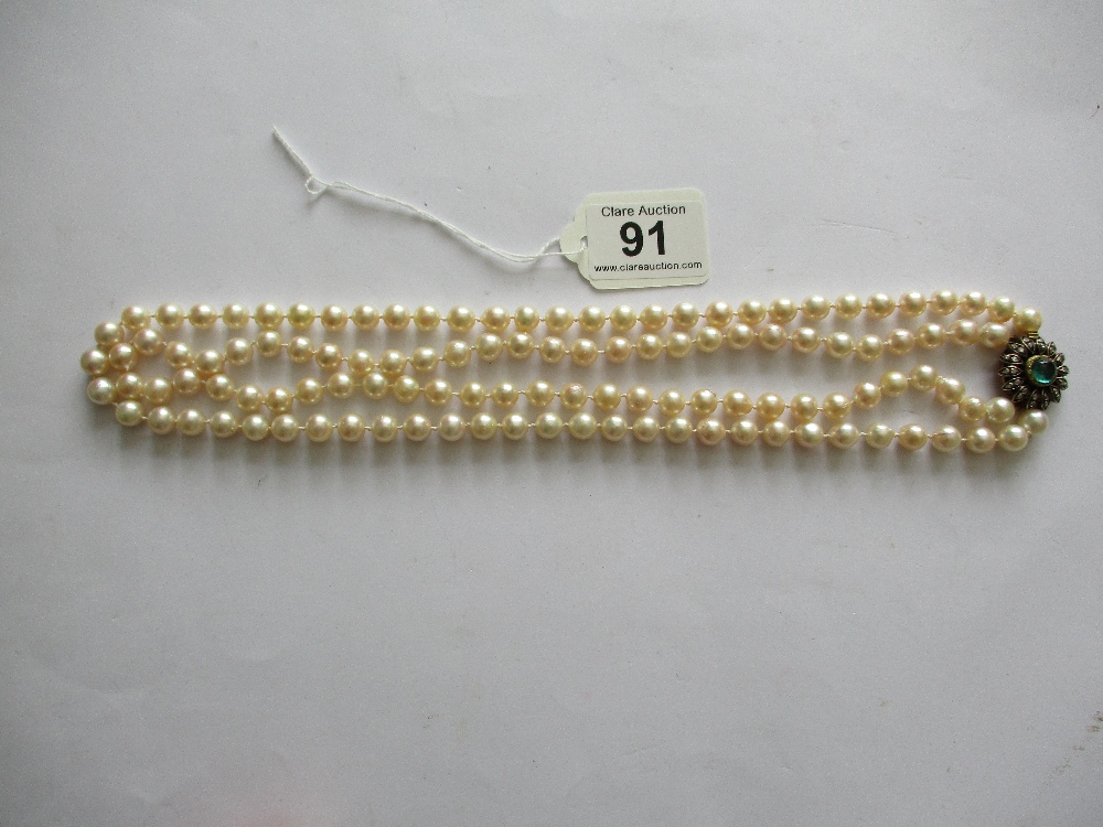 A 2 string pearl necklace with gem set gold and silver clasp - Image 10 of 10