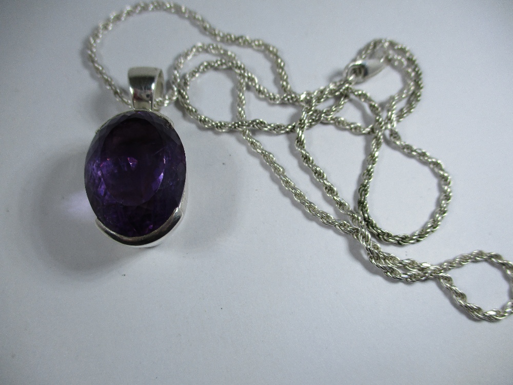 A pair of 585 gold and amethyst earrings and a silver necklace with a large amethyst pendant - Image 7 of 11