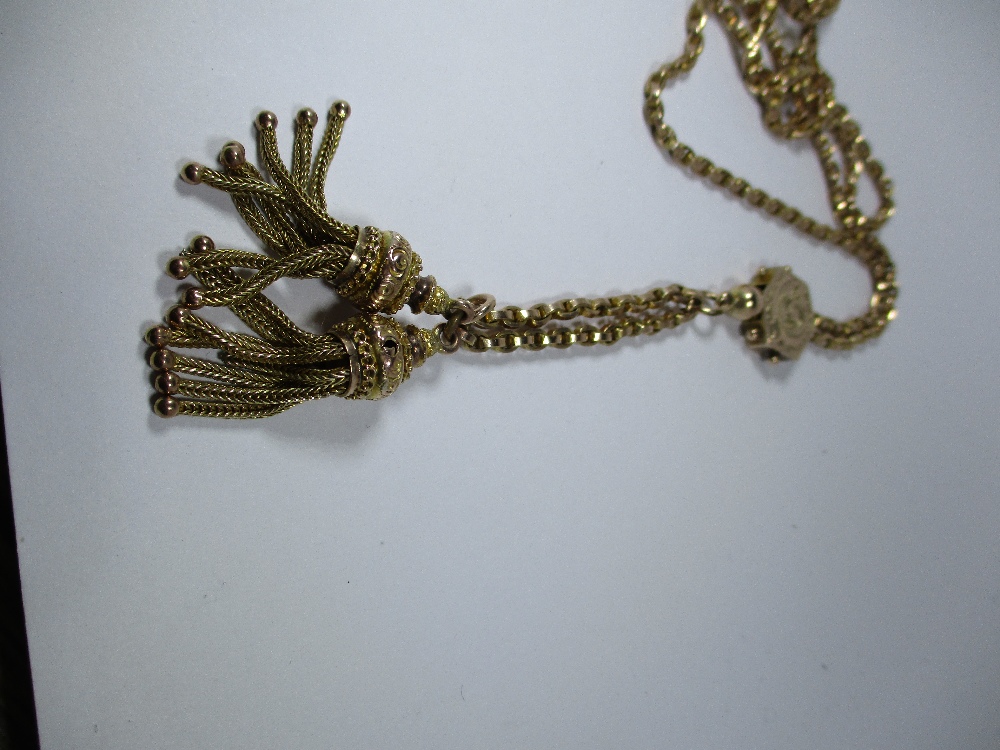 A long yellow metal necklace with tassel ends, approx weight 18.9g - Image 2 of 5