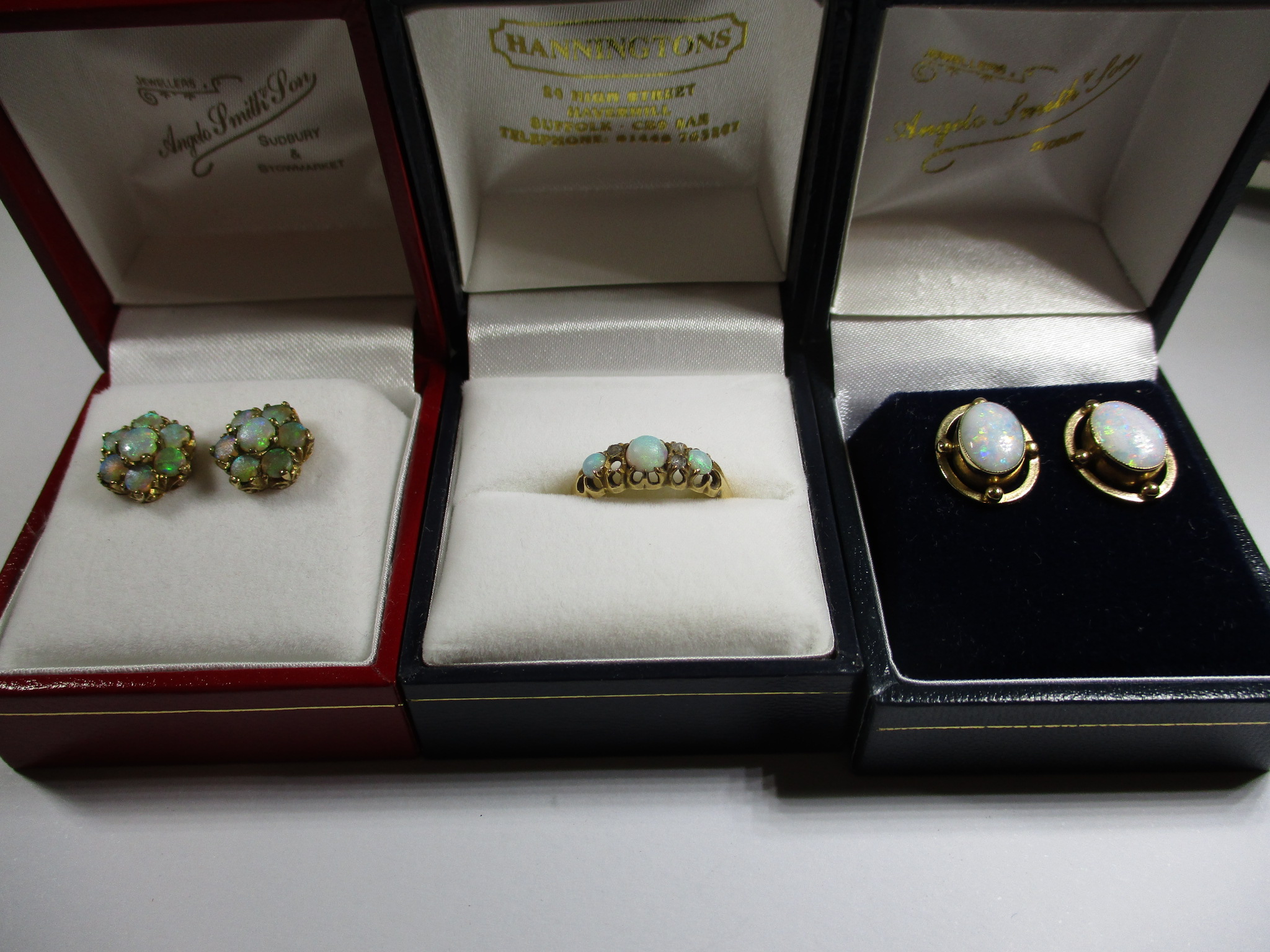 An antique 18ct gold ring set with opals and diamonds and 2 pairs of 9ct gold and opal earrings - Image 2 of 12