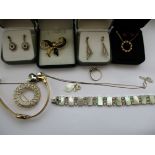 A quantity of vintage costume jewellery to include a ring marked 14k