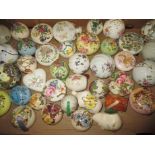 A quantity of vintage porcelain pomanders