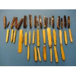 A large quantity of 19th century and later pocket knives.