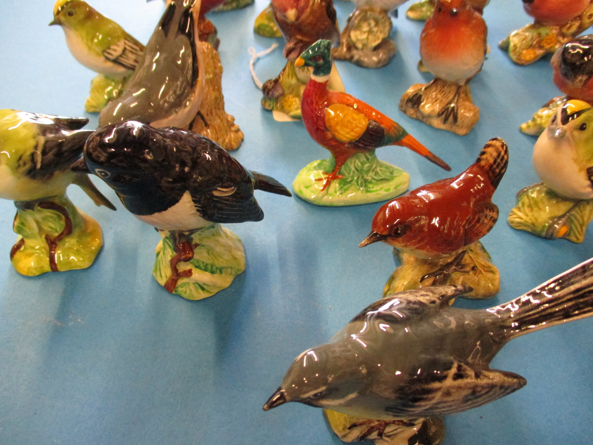 A quantity of vintage Beswick model birds. - Image 3 of 12