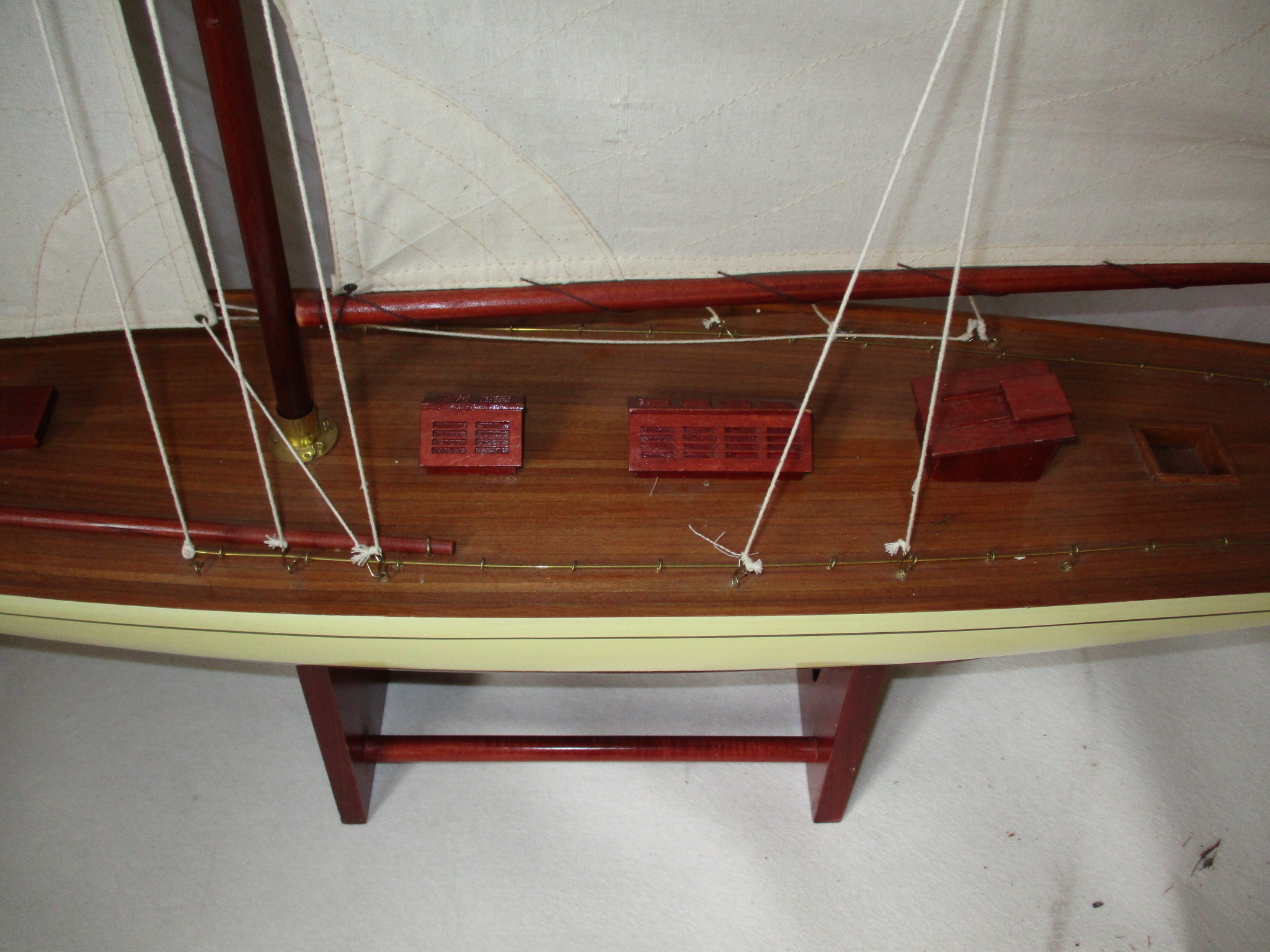 A large model sailing yacht and one other - Image 4 of 11