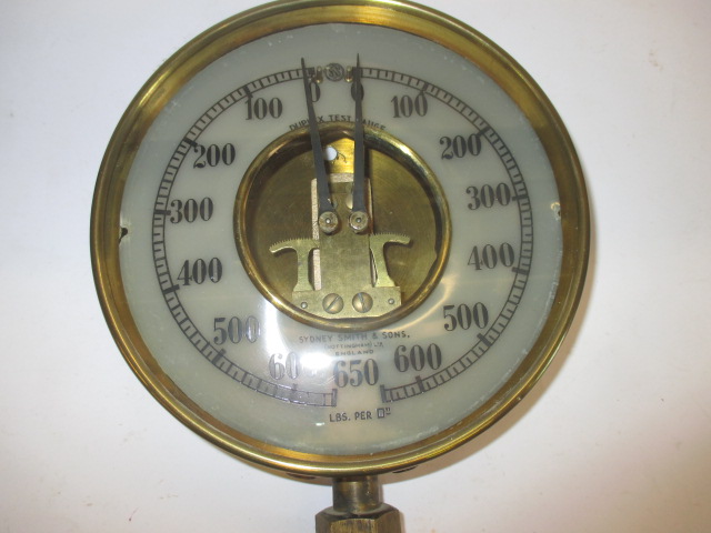 A Sydney Smith & Sons 650LBS. Gauge and a Waymaster 300LBS scale gauge - Image 3 of 11