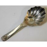 A Victorian silver caddy spoon 18g