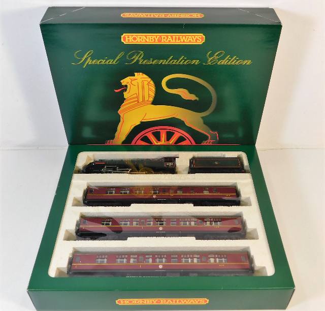 A boxed unused 00 gauge Hornby presentation editio